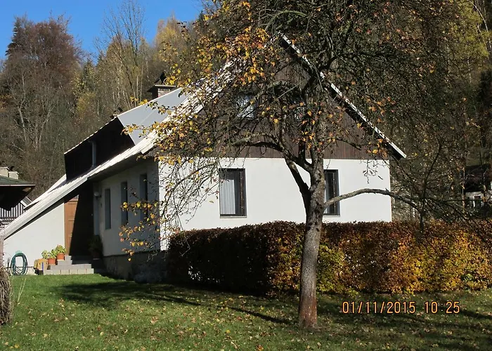 Penzion U Lakomce Desná